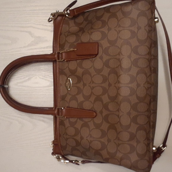 Coach Handbags - coach shoulder bag